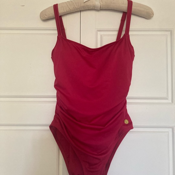 Bleu Rod Beattie Swim Side Ruched Underwire One Piece Swimsuit Poshmark